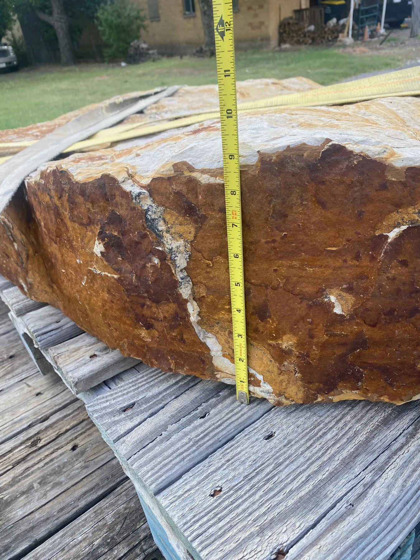 Measured edge profile of thick Breckenridge Gold sandstone